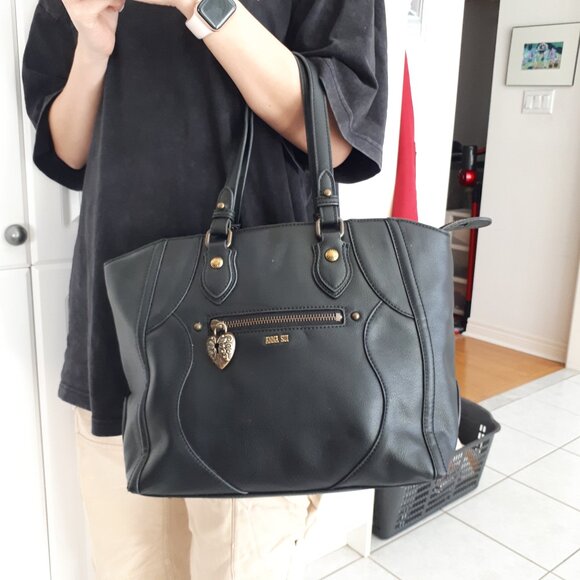 Anna Sui Black Leather Satchel Tote Hand Bag with Locket - Picture 2 of 6